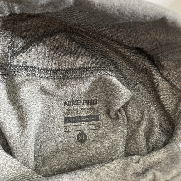 Nike Pro Women's Hyperwarm Dri-Fit Max Fusion Top Size XL Activewear Running Gym - Picture 11 of 12